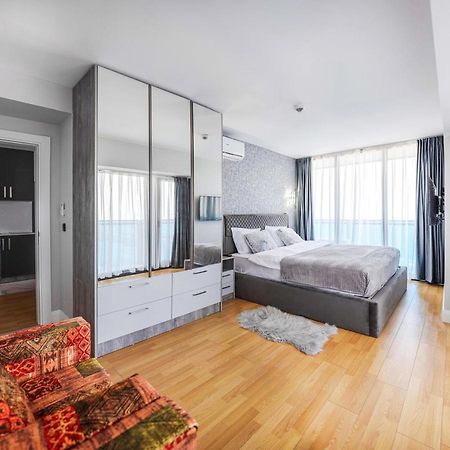 Orbi City Aparthotel 巴统 外观 照片