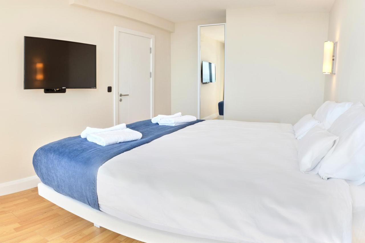Orbi City Aparthotel 巴统 外观 照片