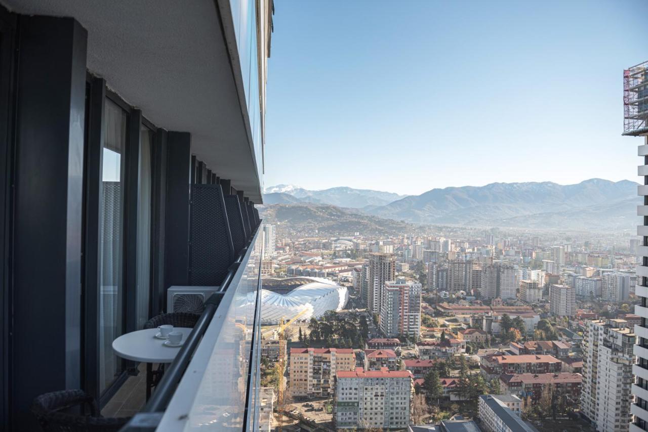 Orbi City Aparthotel 巴统 外观 照片