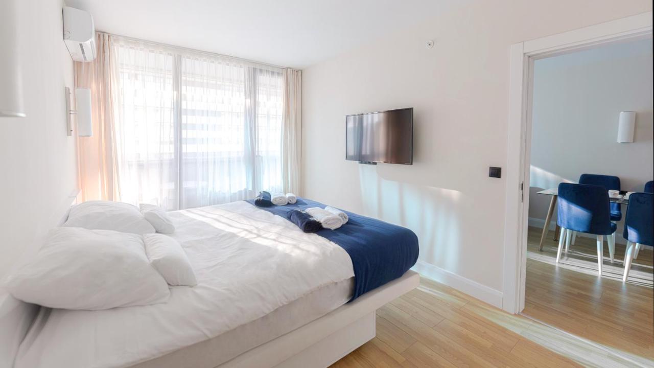 Orbi City Aparthotel 巴统 外观 照片