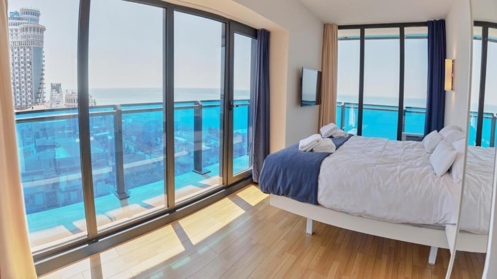 Orbi City Aparthotel 巴统 外观 照片