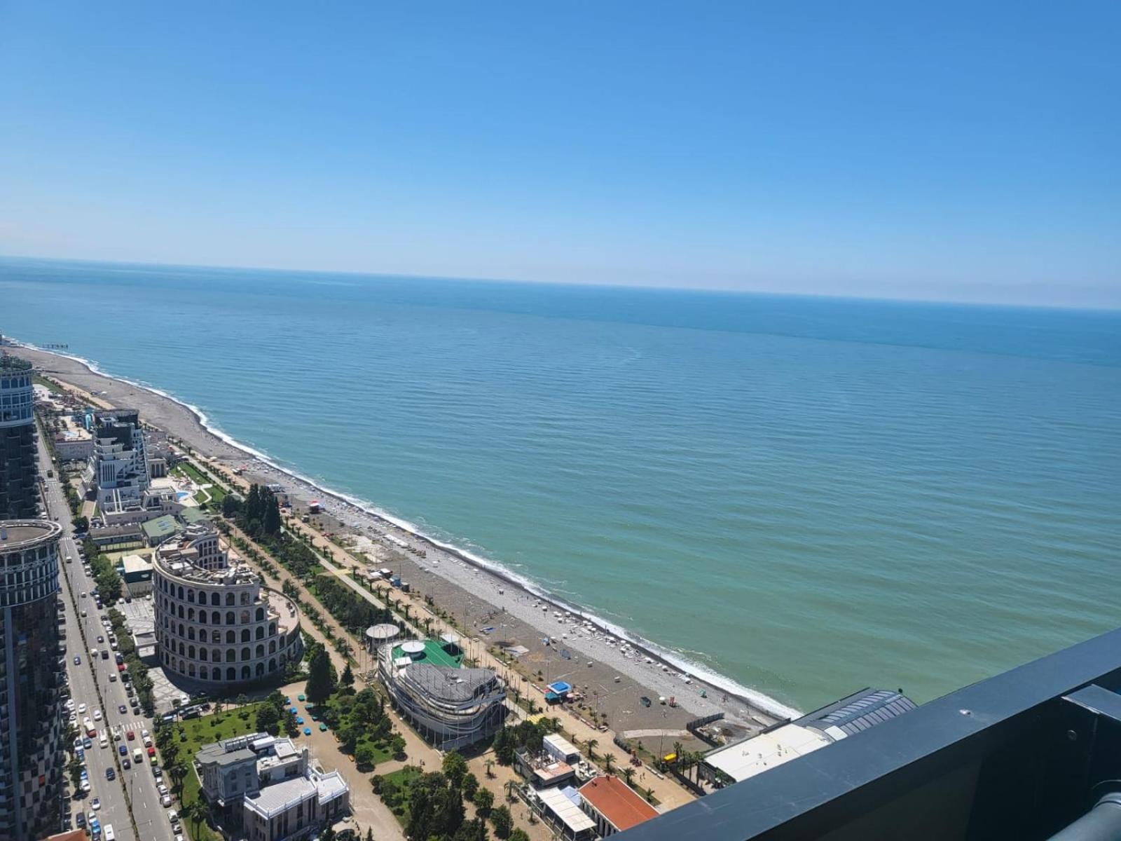Orbi City Aparthotel 巴统 客房 照片